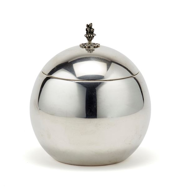 Silver serving dish  - Auction Argenti, orologi e gioielli - Faraone Casa d'Aste