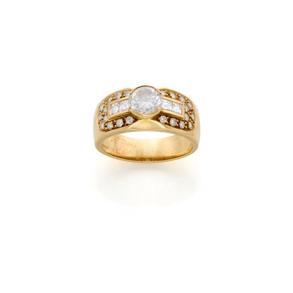Gold ring with diamonds  - Auction Argenti, orologi e gioielli - Faraone Casa d'Aste