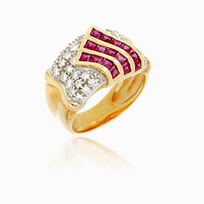 Anello a Fascia con Diamanti e Rubini.