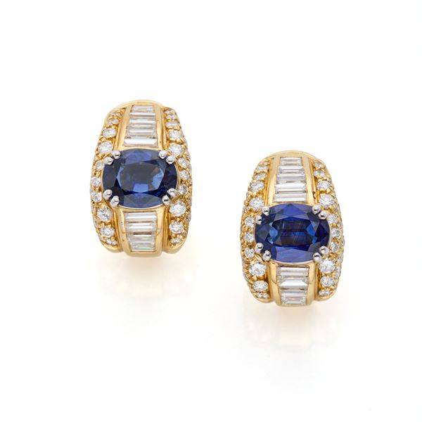 Orecchini in oro con zaffiri e diamanti  - Asta Argenti, orologi e gioielli - Faraone Casa d'Aste