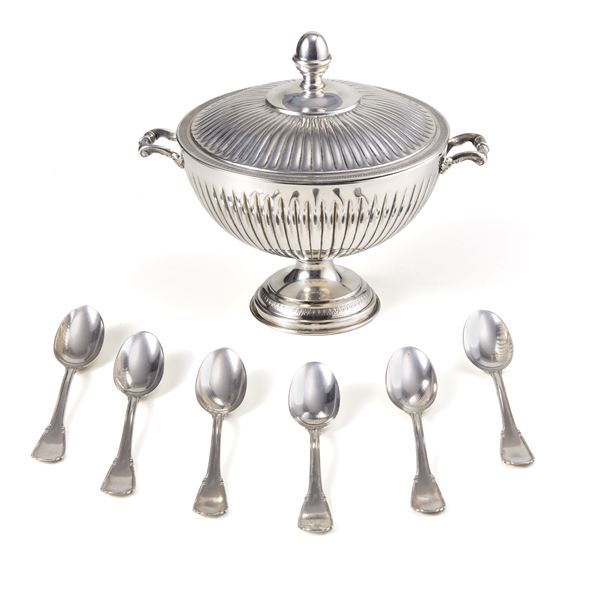Silver lot  - Auction Argenti, orologi e gioielli - Faraone Casa d'Aste