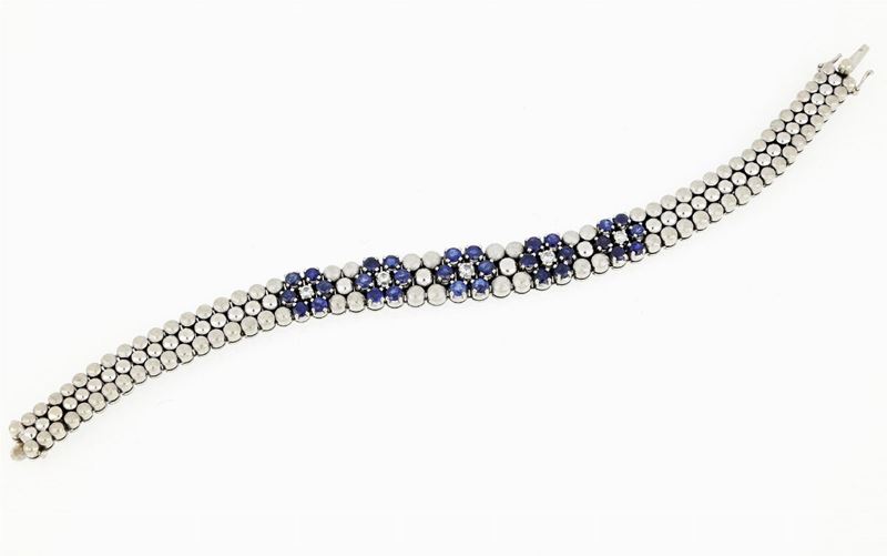 Bracciale in Oro Bianco con Zaffiri e Diamanti.